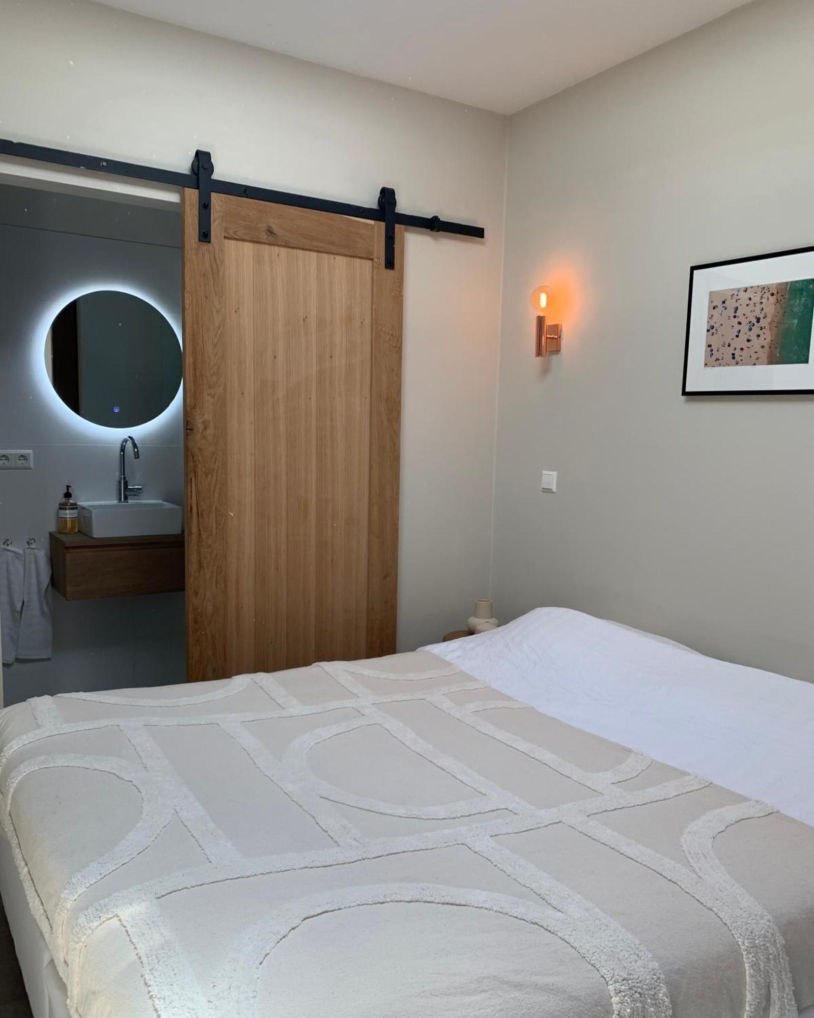 Beach Studio 35 With Private Parking Zandvoort Pokój zdjęcie